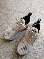 Nike Air max 270 in weiß in Größe 36,5. Essen - Essen-Kray Vorschau