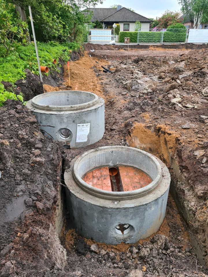 Entwässerungs von Regen Wasser Schmutzwasser Speichertanks in Tornesch