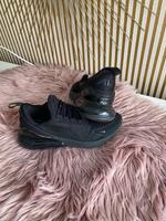 Super schöne Nike AIR MAX 270 Sachsen-Anhalt - Magdeburg Vorschau