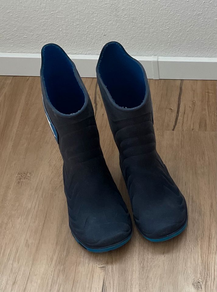 Blaue Gummistiefel, 24/25 in Bad Staffelstein