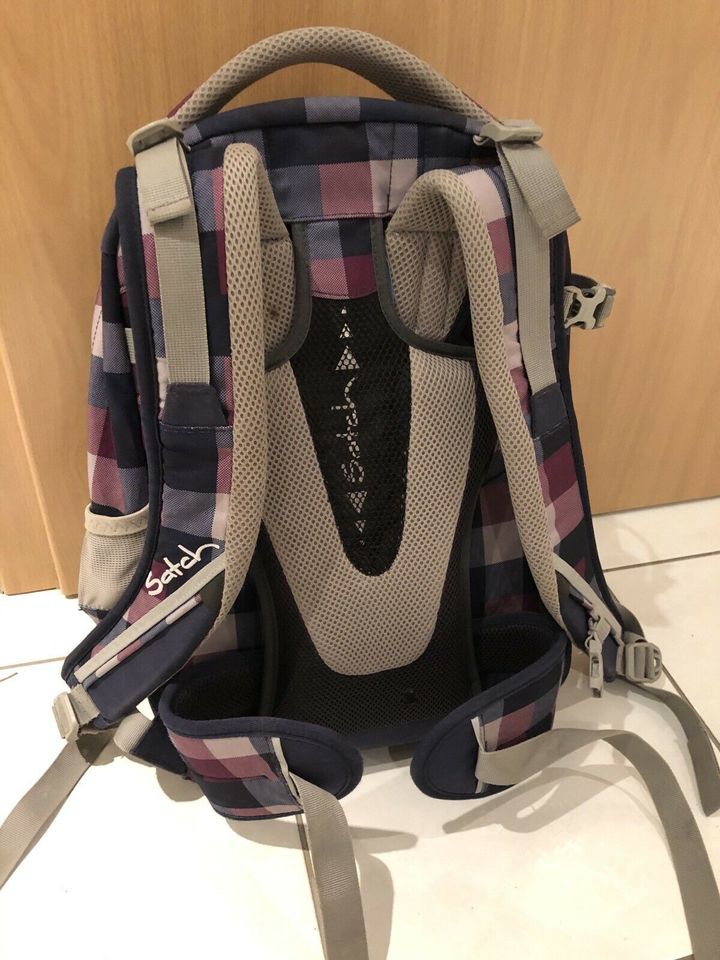 Satch Schulrucksack mit passender Sporttasche in Löhne