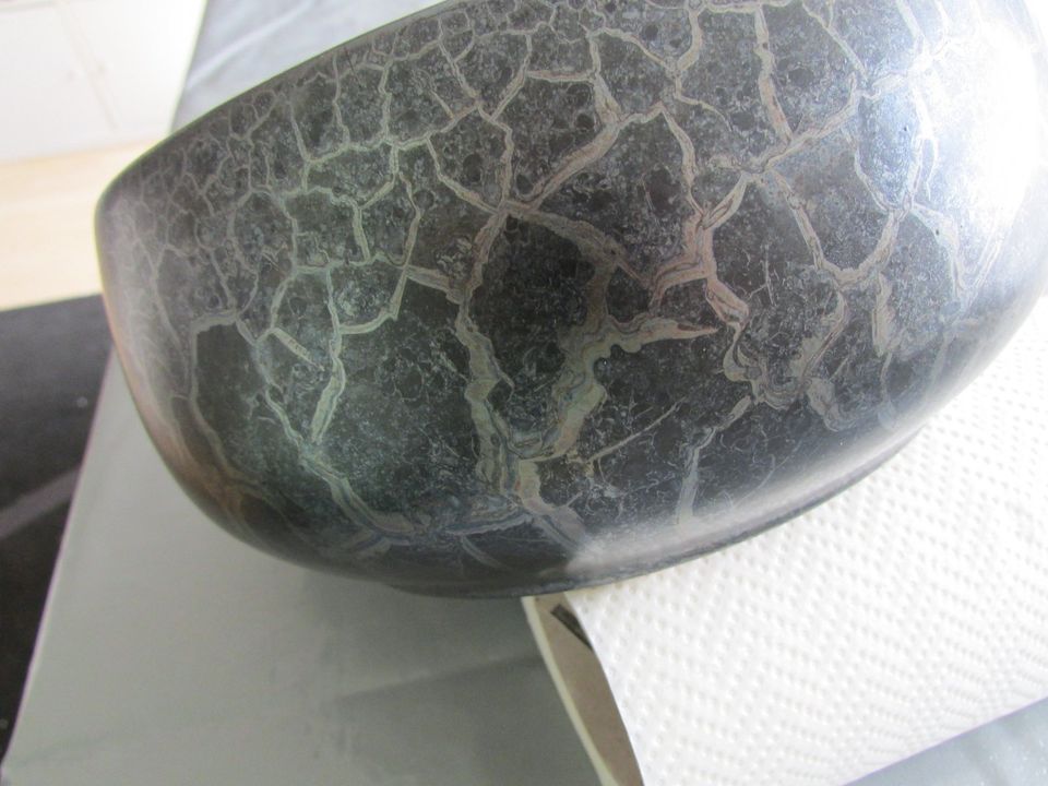 dekorative Schüssel mit Deckel schwarz / silber Keramik in Nümbrecht