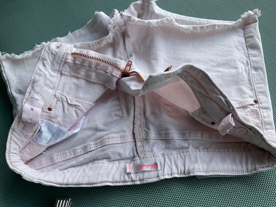 Billieblush Shorts Jeans rosa 12 Jahre Gr.150 kurze Hose in Gaggenau