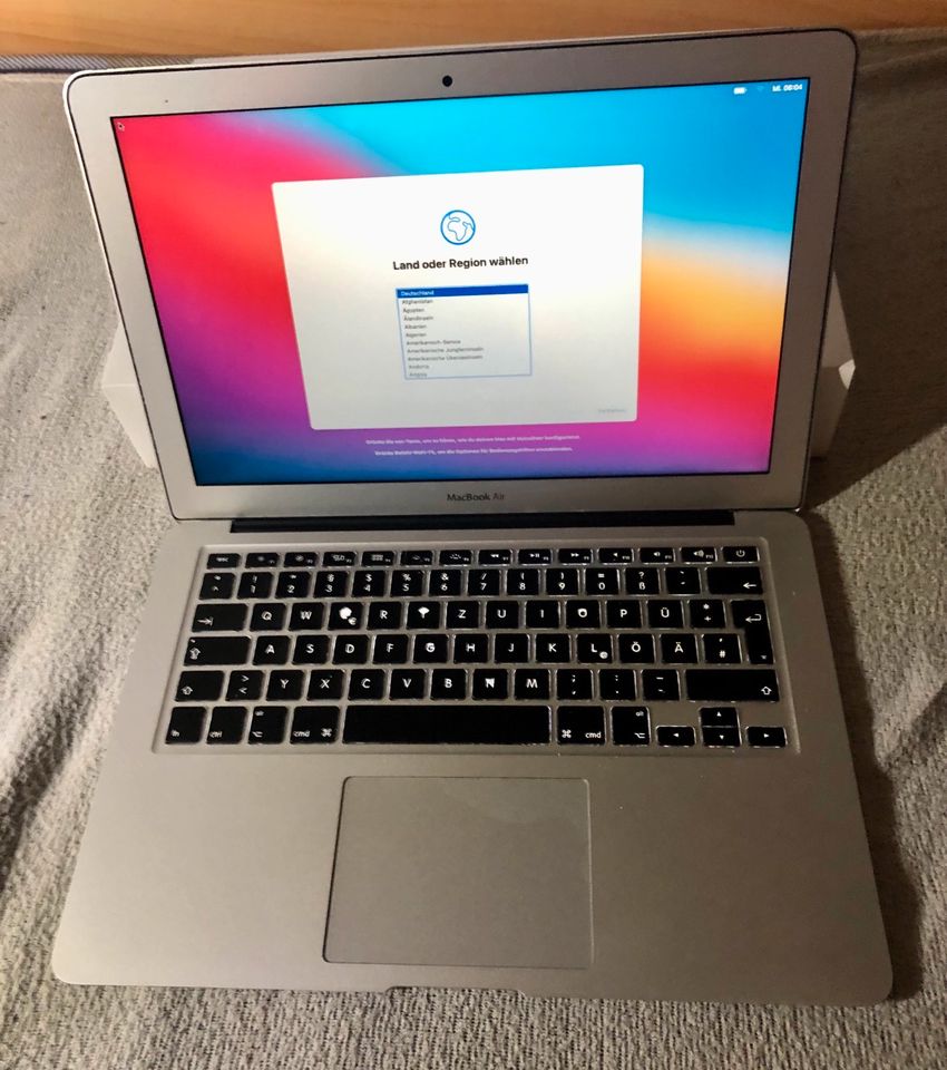 Apple MacBook Air A1466 13,3 Zoll Laptop (2015) . In OVP, in Fehrbellin