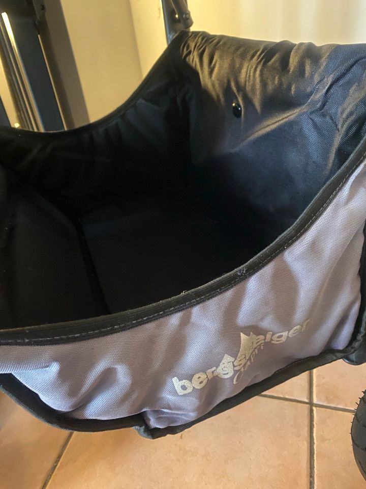 *wie neu* Bergsteiger Capri Kombi Kinderwagen Buggy Zubehör Set in Roth