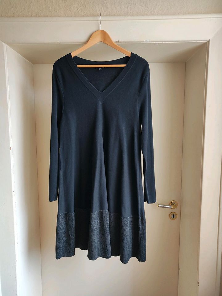 COS❤️ festliches Strick-Kleid in A-Linie, schwarz/silber, M in Hannover