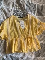 Zara Kurze Bluse Gelb Neu mit Etikett Düsseldorf - Benrath Vorschau