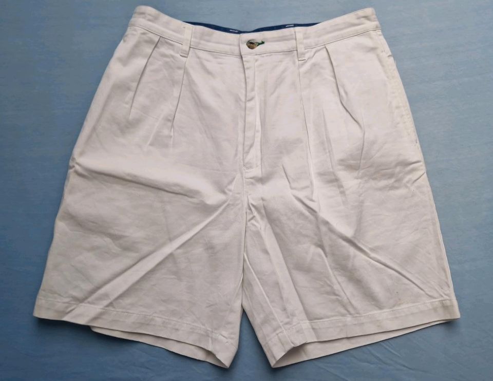 Tommy Hilfiger Herren Chino kurze Hose Shorts W32 weiß in Güglingen