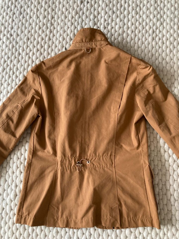 Massimo Dutti Sommerjacke Farbe Camel Gr. 38 Neu in Landshut