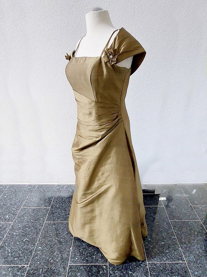 Brautkleid / Abendkleid von Sarah Danielle, Gr. 44, braun gold in Hohen-Sülzen