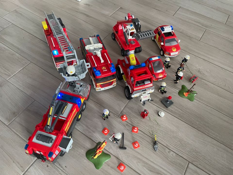 Playmobil Feuerwehren mit Sound und Licht in Weißensee