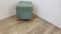 #A DDR Mid Century Wäschetruhe Sitztruhe Wäschepuff Wäschehocker Sachsen - Burgstädt Vorschau