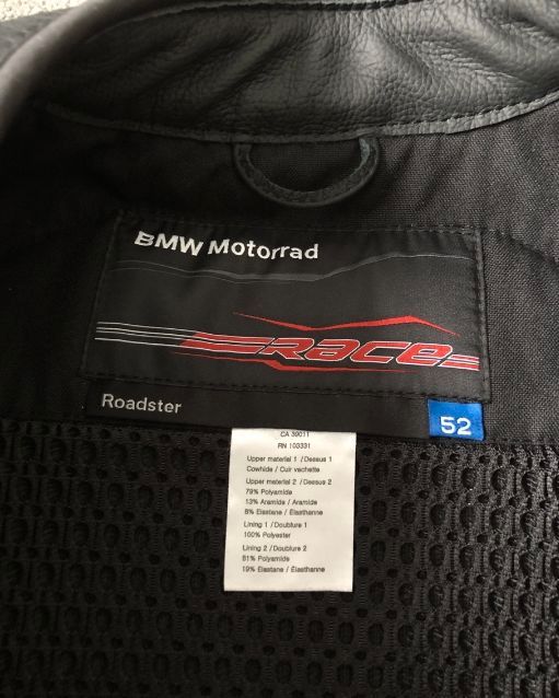 Neue schwarze BMW Motorrad Roadster Lederjacke Gr.52 in Göttingen