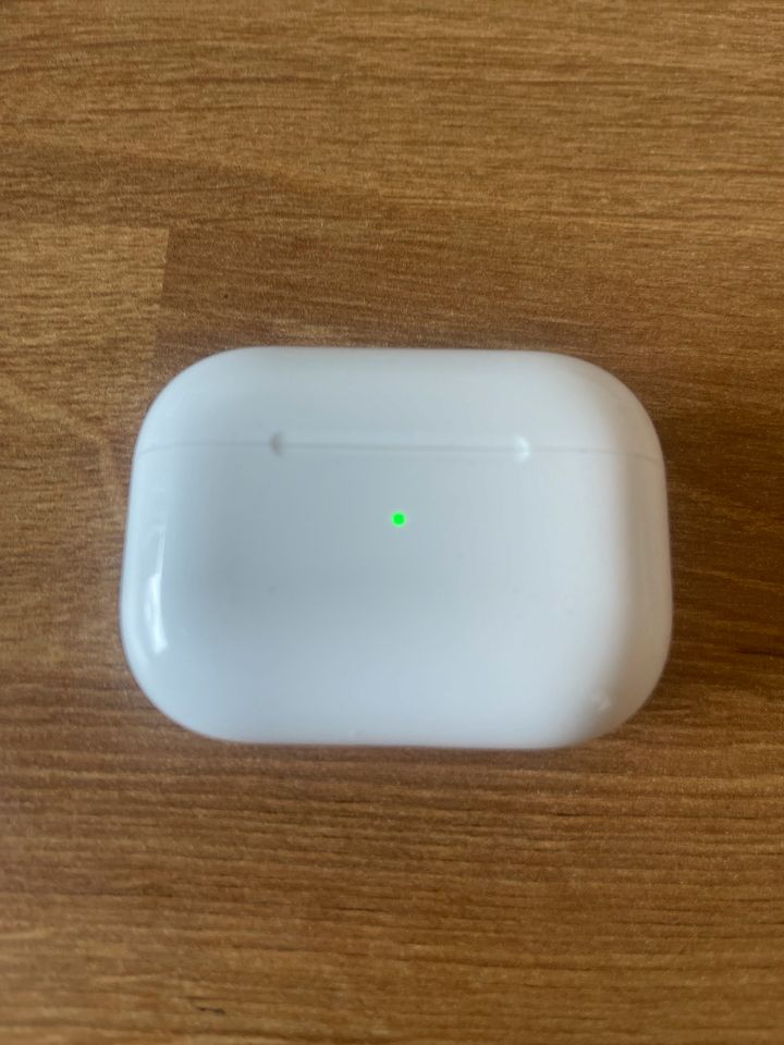 Apple AirPods Pro2 Ladecase in Essen
