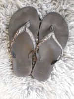 Blend FlipFlops in Schwarz mit Muster Gr. 37 Stuttgart - Stuttgart-Nord Vorschau