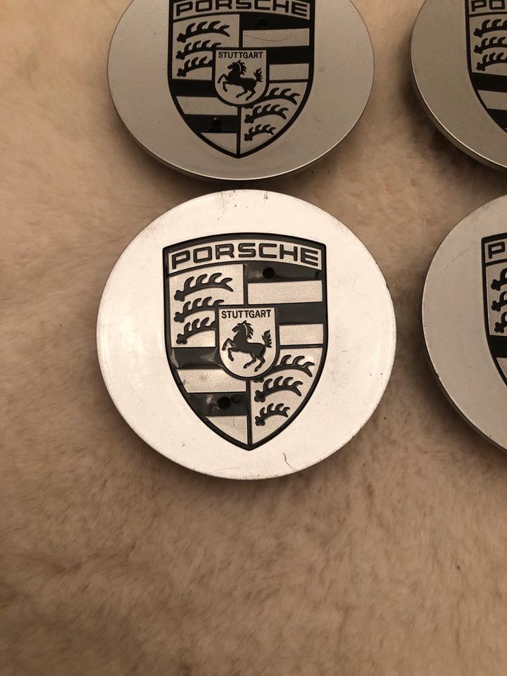 Porsche Nabendeckel Original für Porsche Felgen z.B Macan in Keltern