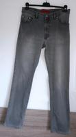 graue Herren-Jeans von Pierre Cardin, Modell Deauville Gr. 33/34 Nordrhein-Westfalen - Bad Oeynhausen Vorschau