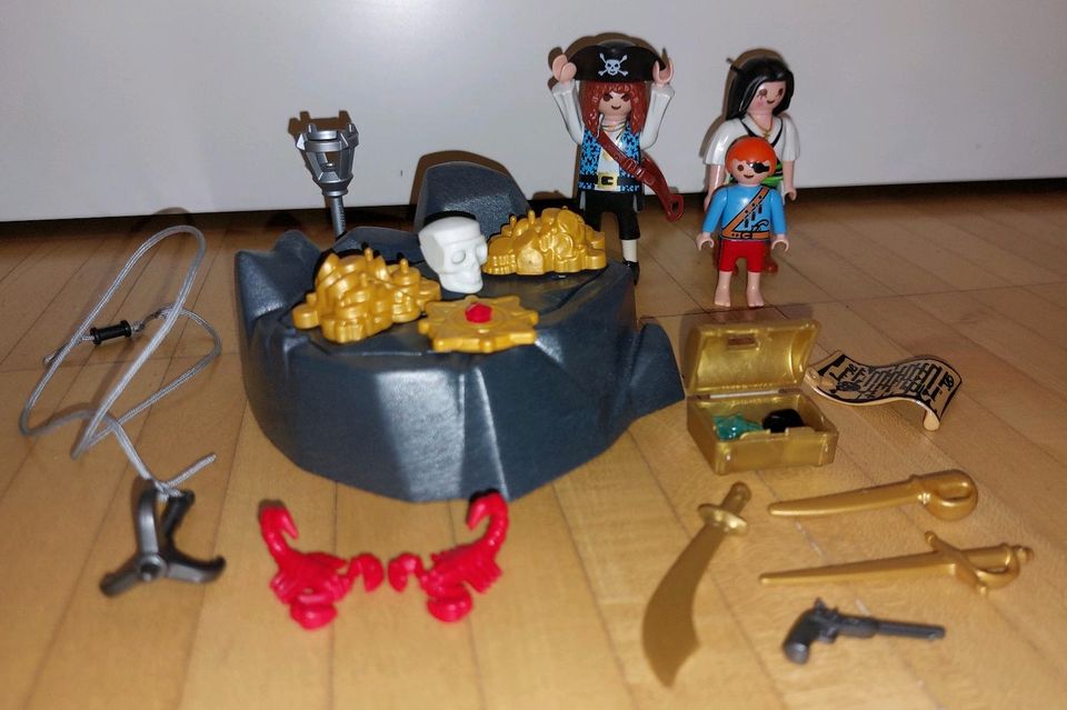 Playmobil diverse Piratenartikel in Zell am Main