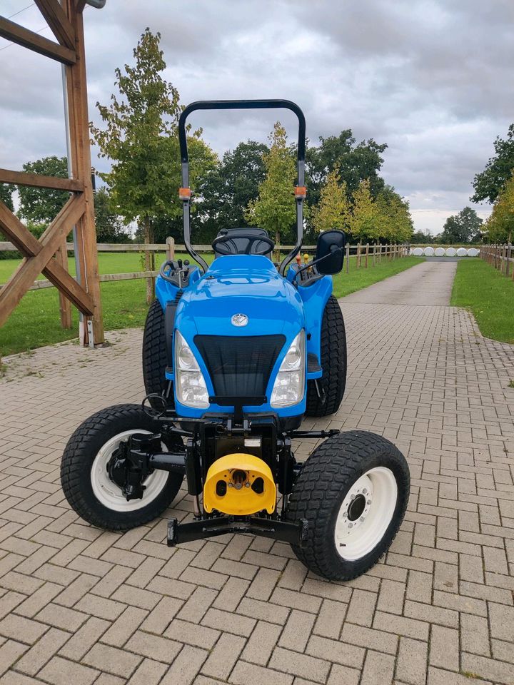 New Holland TC 27 D in Drensteinfurt