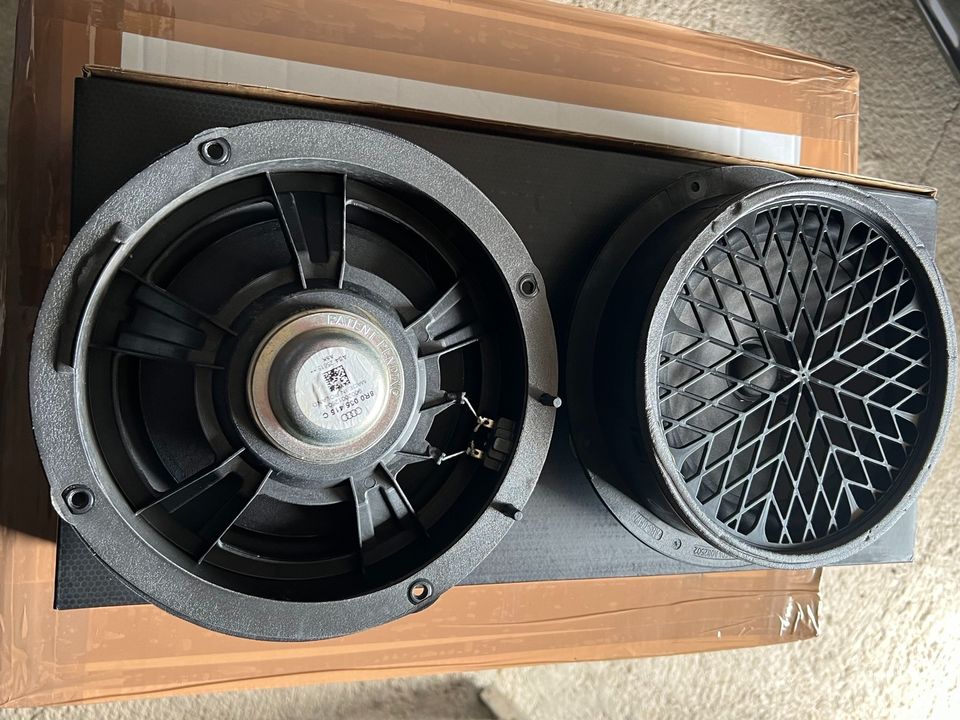 Audi Q5 + SQ5 Bang&Olufsen 4 Stk Lautsprecher  Boxen + Subwoofer in Weimar