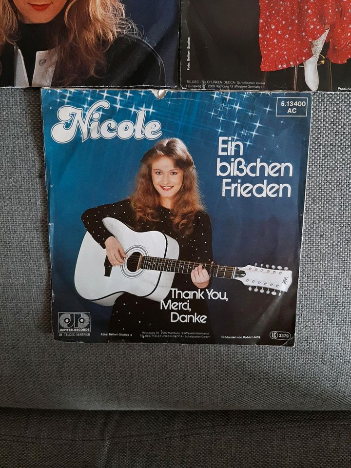 3 x 7" Vinyl Nicole - Ein bißchen Frieden / Papillon / Song for in Ludwigsburg