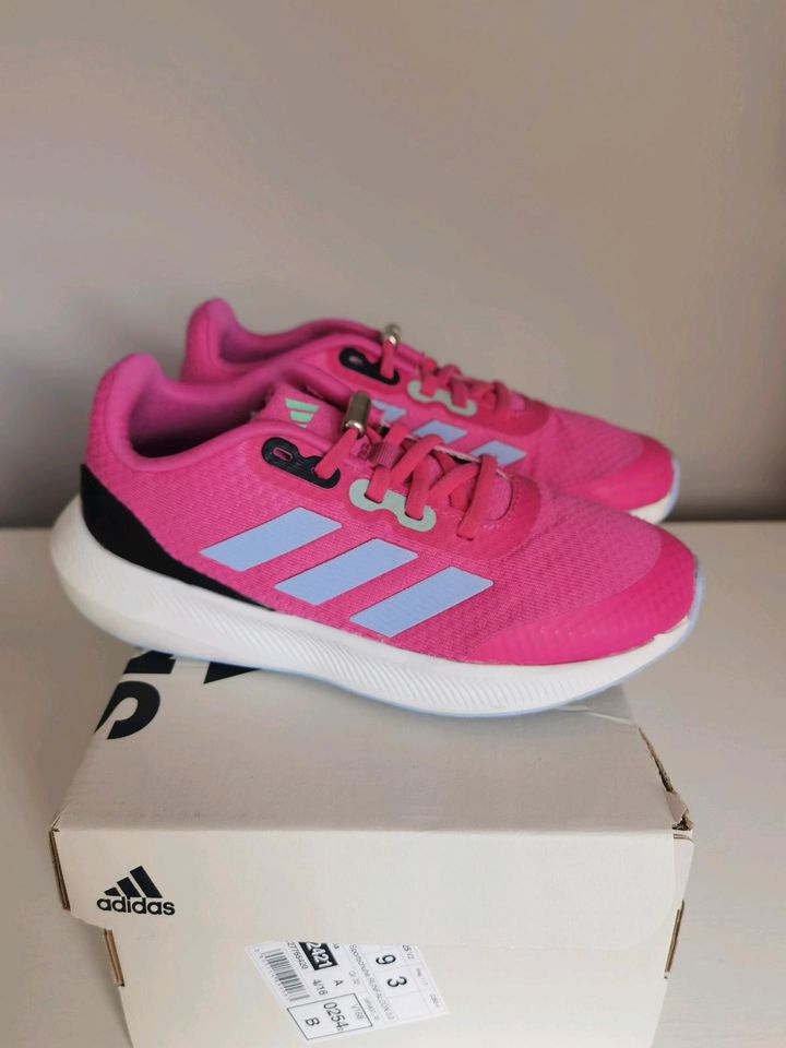 Adidas Sportschuh Gr. 32 pink neuwertig in Kirchen (Sieg)