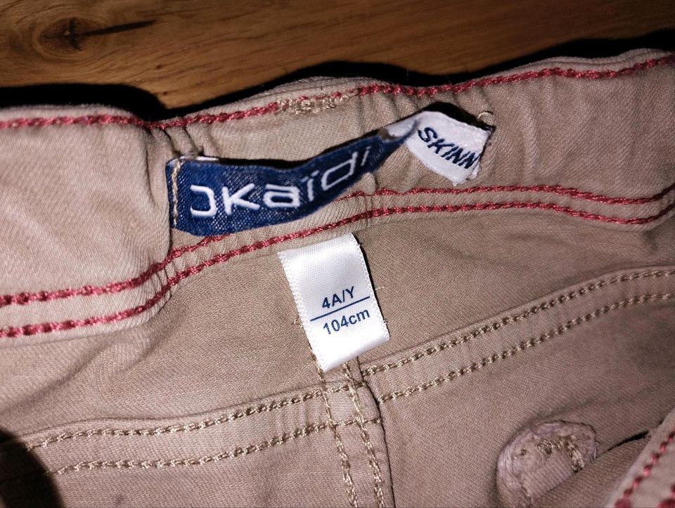 Jeans Kinder Okaidi slim fit Kinderjeans beige braun Gr. 104 in Köln