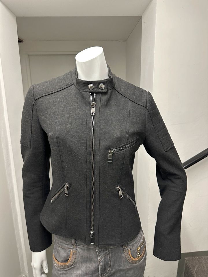 Burberry Jacke in Aachen