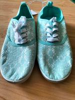 Stoffschuhe/grün/Sommer/leicht/ Brandenburg - Werneuchen Vorschau