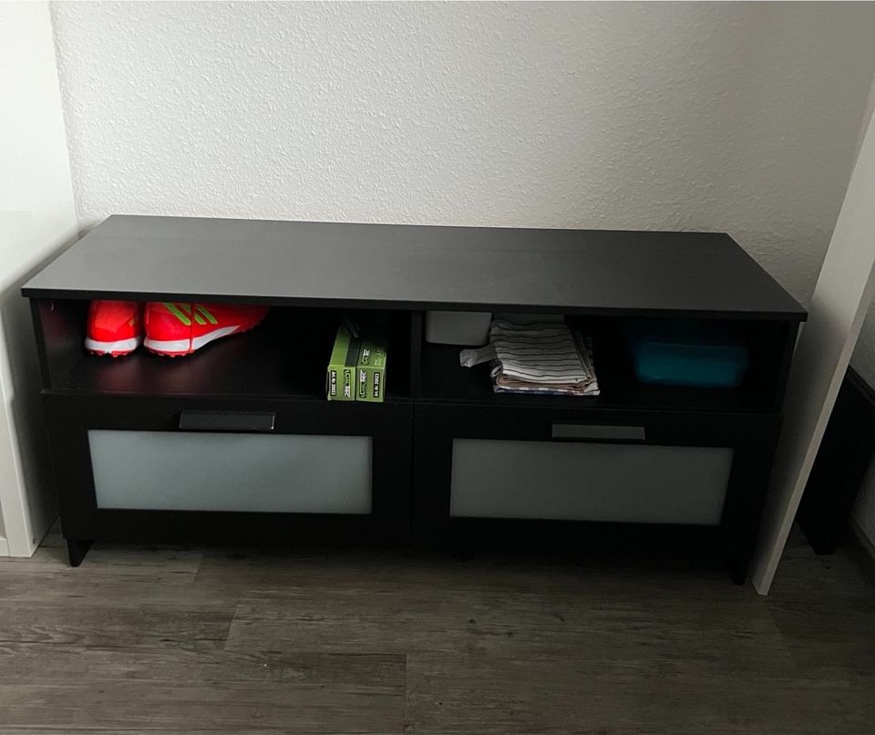 TV-Bank von Ikea in Kierspe