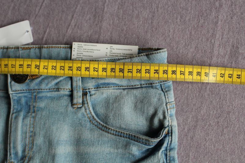 C&A Jeans Shorts Gr 164 eher 146/152 Neu mit Etikett in Bruchsal