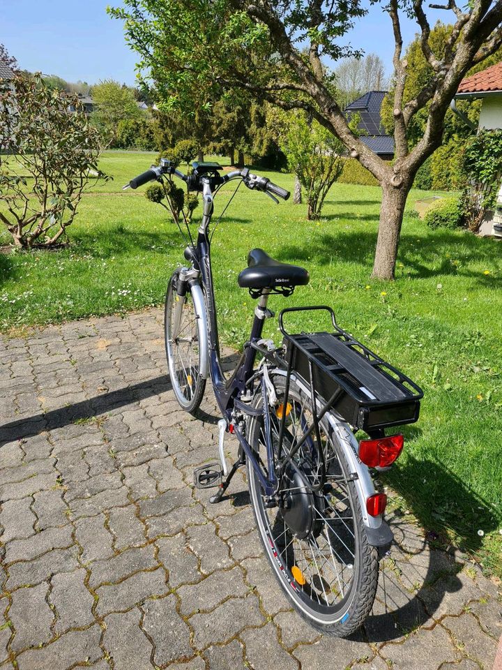 Damen- Fahrrad 28 Zoll mit E-Unterstützung in Hillesheim (Eifel)