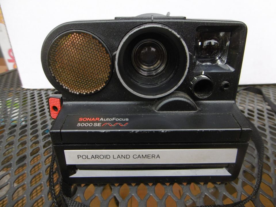 Polaroid Autofocus Camera mit Blitzauf in Bonn