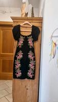 Wunderschönes Kleid schwarz mit Blüten Größe 36 von asos Bayern - Eging am See Vorschau