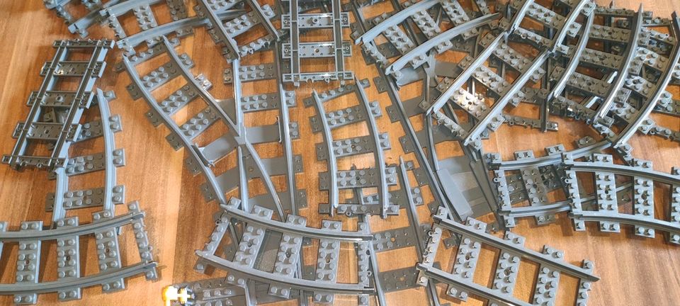 ca 100 Schienen weichen  LEGO Zug Lok Eisenbahn in Hofgeismar