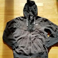 Nike Trainingsjacke Kapuzenjacke Sweatjacke Größe S schwarz grau Baden-Württemberg - St. Blasien Vorschau