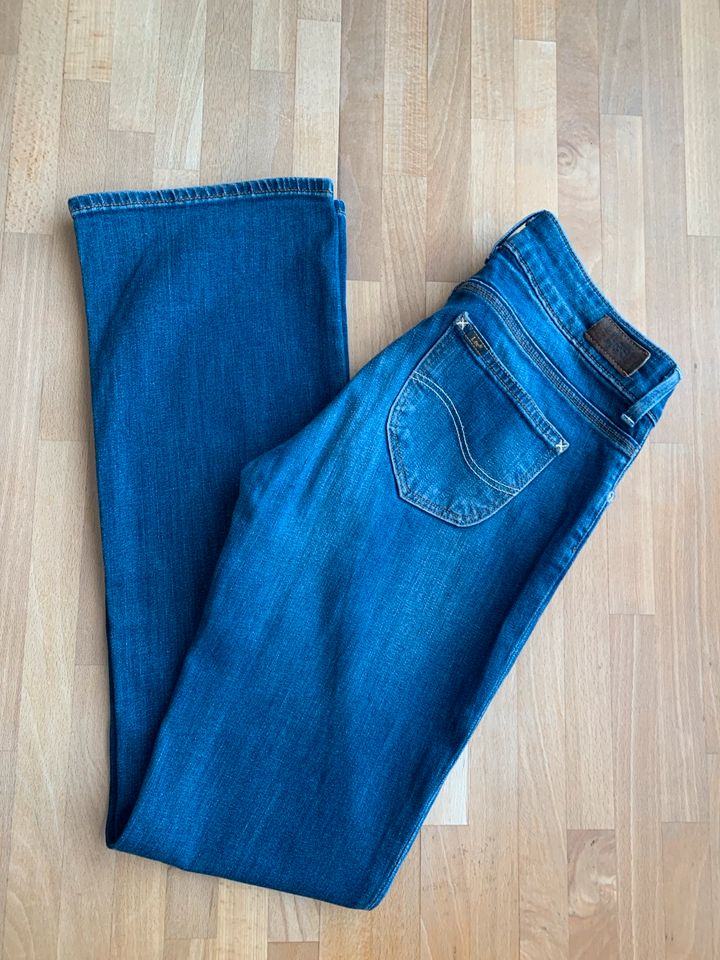 LEE Joliet Jeans 28 / 31 mittleres blau mit Stretchanteil in Bad Füssing