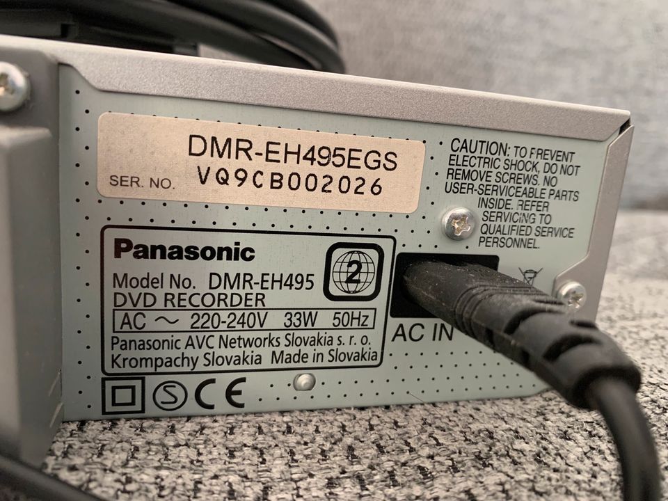 Panasonic DMR-EH495 DVD RW HDD 160GB HDMI, USB inkl DHL! in Dresden