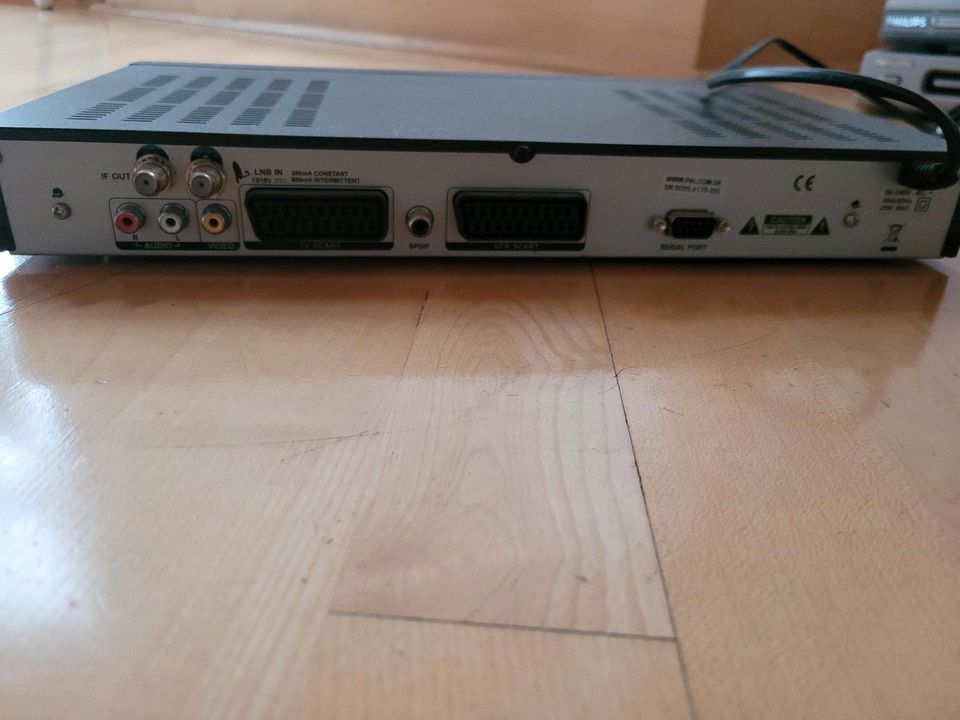 Receiver und DVD Player in Hemau