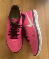 Nike Schuhe Turnschuhe Gr.38 Mädchen pink Kr. München - Aschheim Vorschau