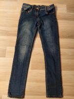 Jeans Yigga Gr. 146 *top* Hessen - Schöneck Vorschau