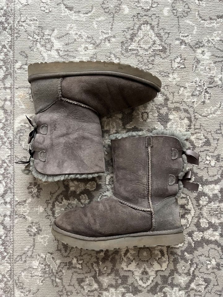 Uggs Stiefel in Grevenbroich