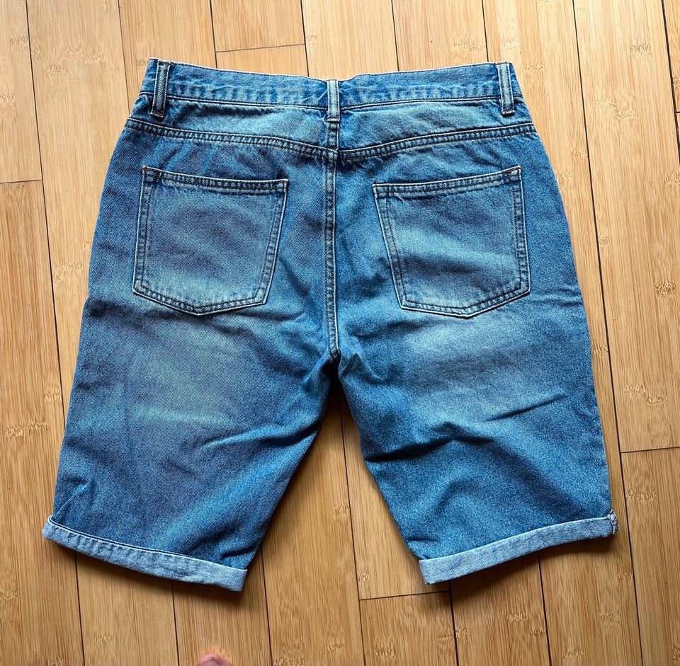 Topman Jeans Shorts kurze Hose skinny fit Größe 30 in Frankfurt am Main