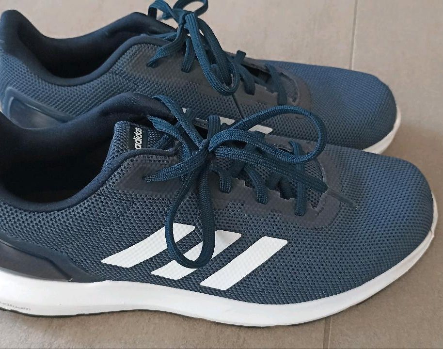 Adidas cloudfoam Herren, dunkelblau, Gr.42,5 in Sachsen - Markkleeberg | eBay Kleinanzeigen ist Kleinanzeigen