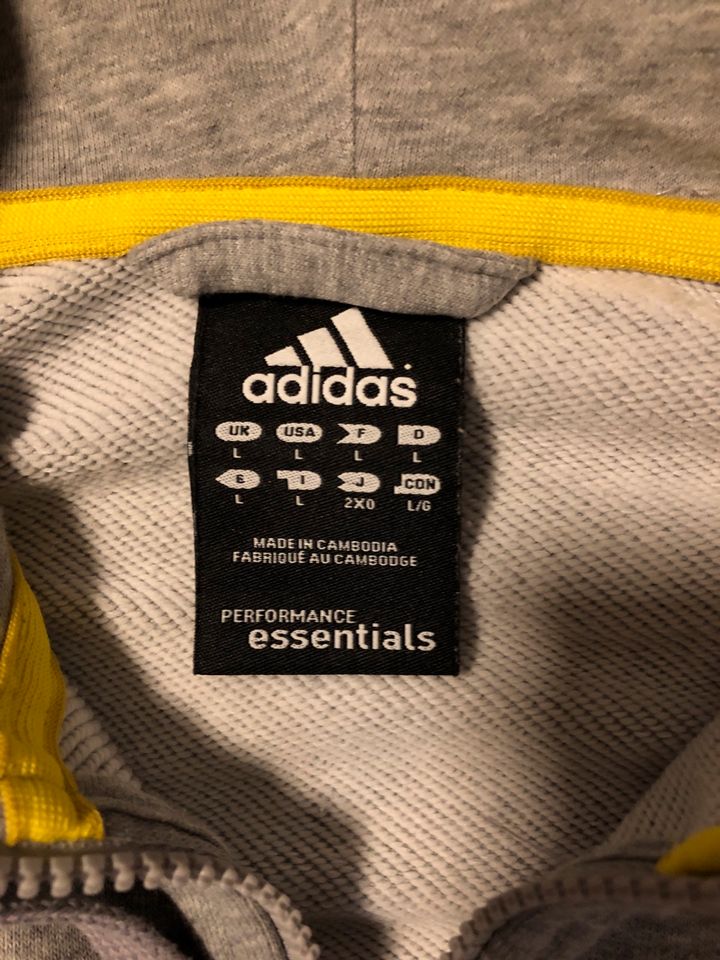 Adidas Trainingsjacke Größe L in Hannover