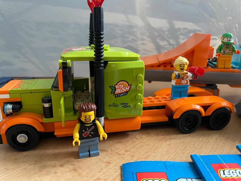 Lego 60294 Stunts Truck in Erlangen