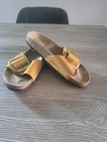 Birkenstock Pantolette  gelb Grösse 39 Nordrhein-Westfalen - Kürten Vorschau