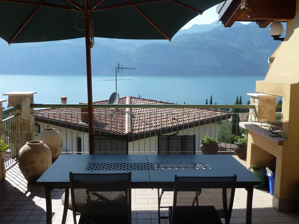 Last Minute • Penthouse Ferienwohnung in Malcesine am Gardasee in München