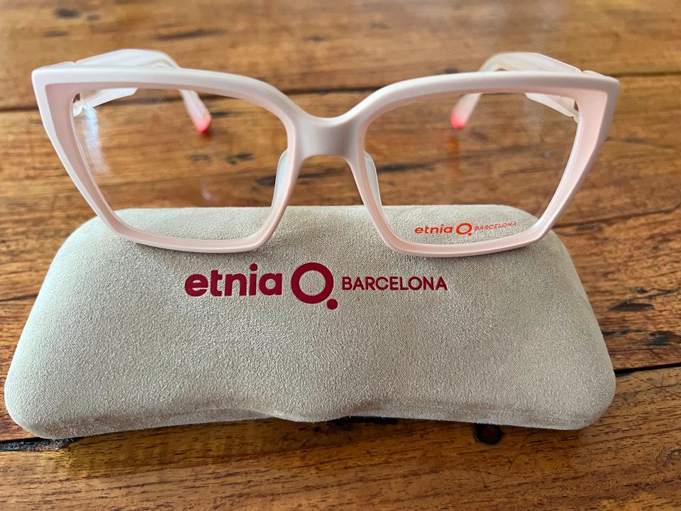 ETNIA Barcelona Brille neu in Berlin