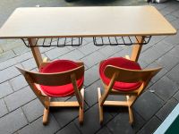 Schul-Schreibtisch mit zwei Stühlen Nordrhein-Westfalen - Neuenkirchen Vorschau